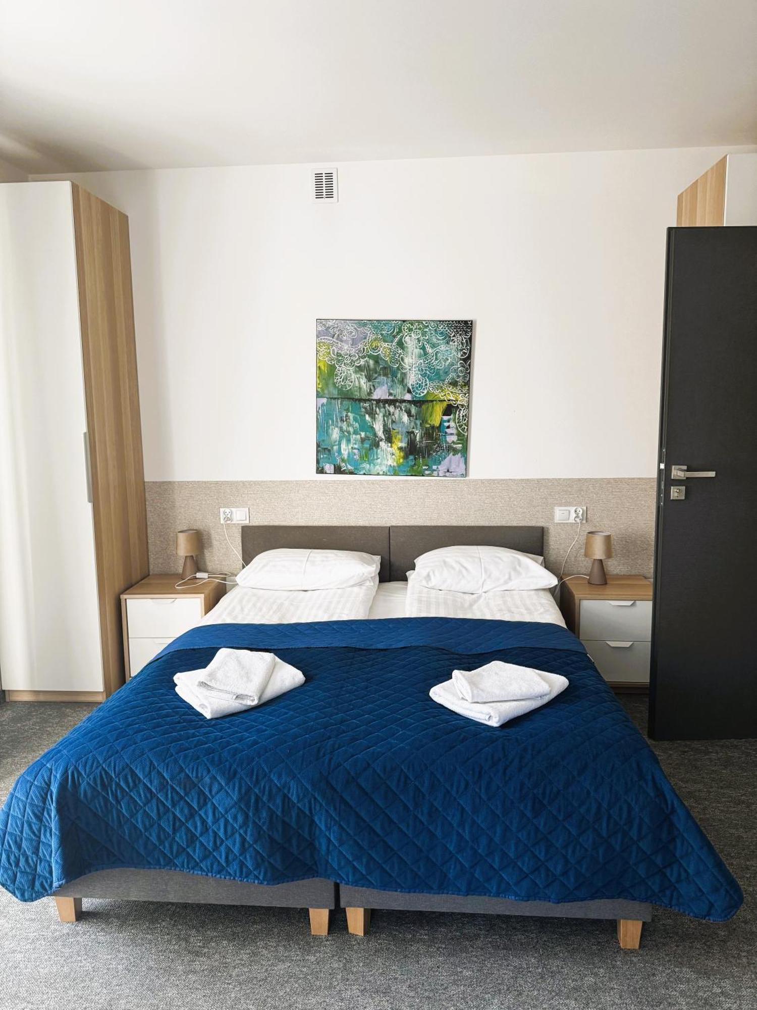 Apartamenty Wczasowa - Komfort Z Narciarnia Kudowa Zdroj Ngoại thất bức ảnh