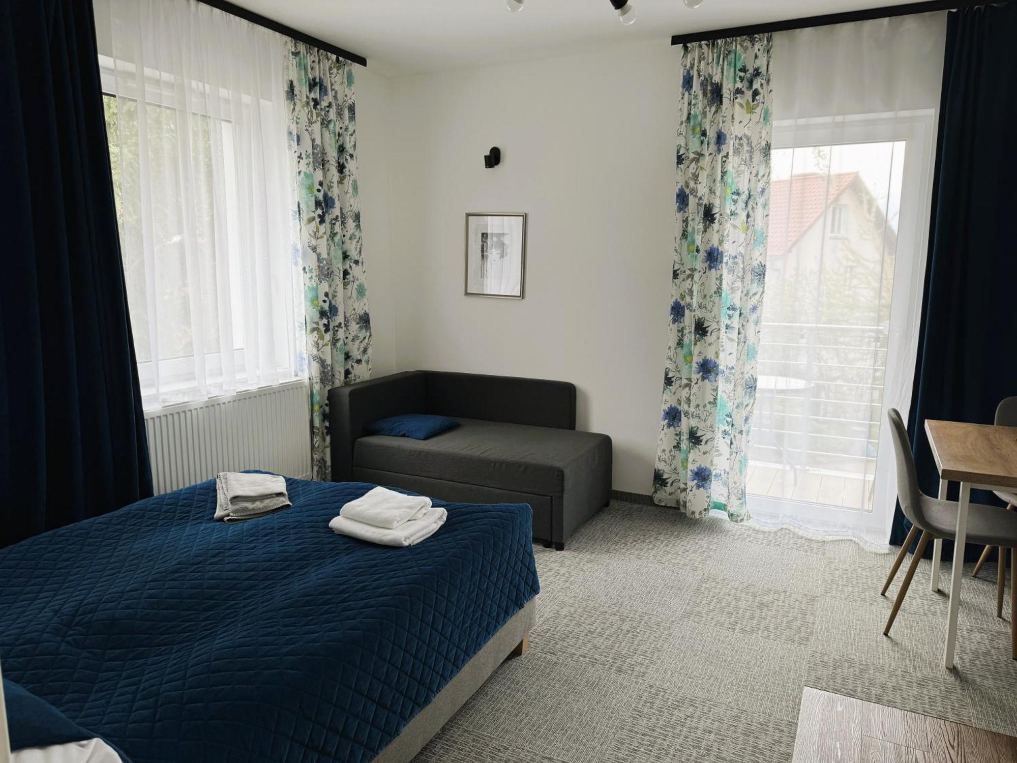 Apartamenty Wczasowa - Komfort Z Narciarnia Kudowa Zdroj Ngoại thất bức ảnh